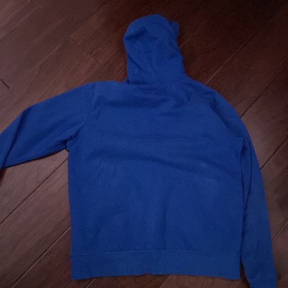 blue north face hoodie - Picture 4 of 4